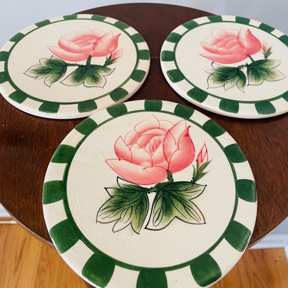Three Vintage Trivets with Rose, Vintage Kitchenwares, Vintage Floral Trivets - Picture 3 of 4